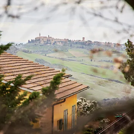 Апартаменты Poliflora *